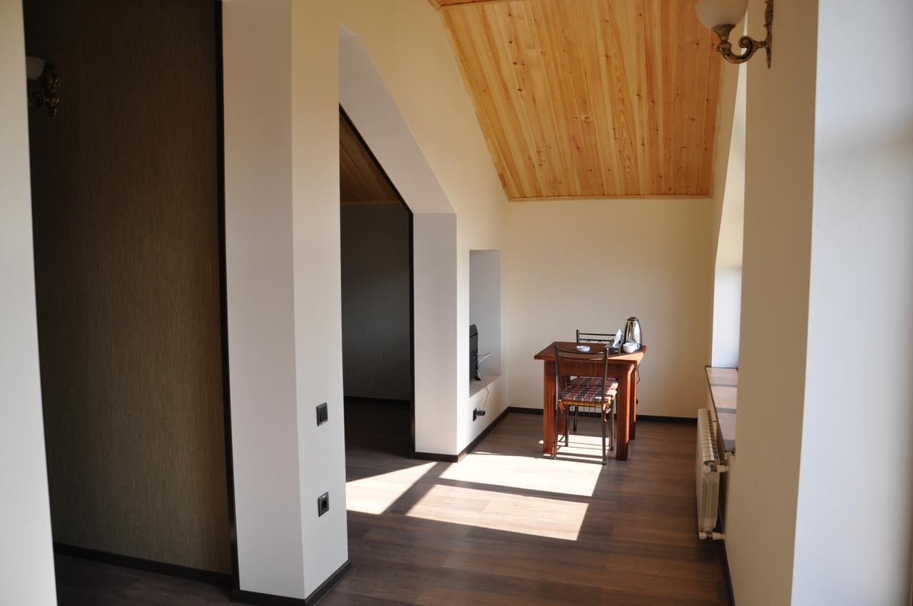 Xutorok Hotel & Restaurant Chilegir エクステリア 写真