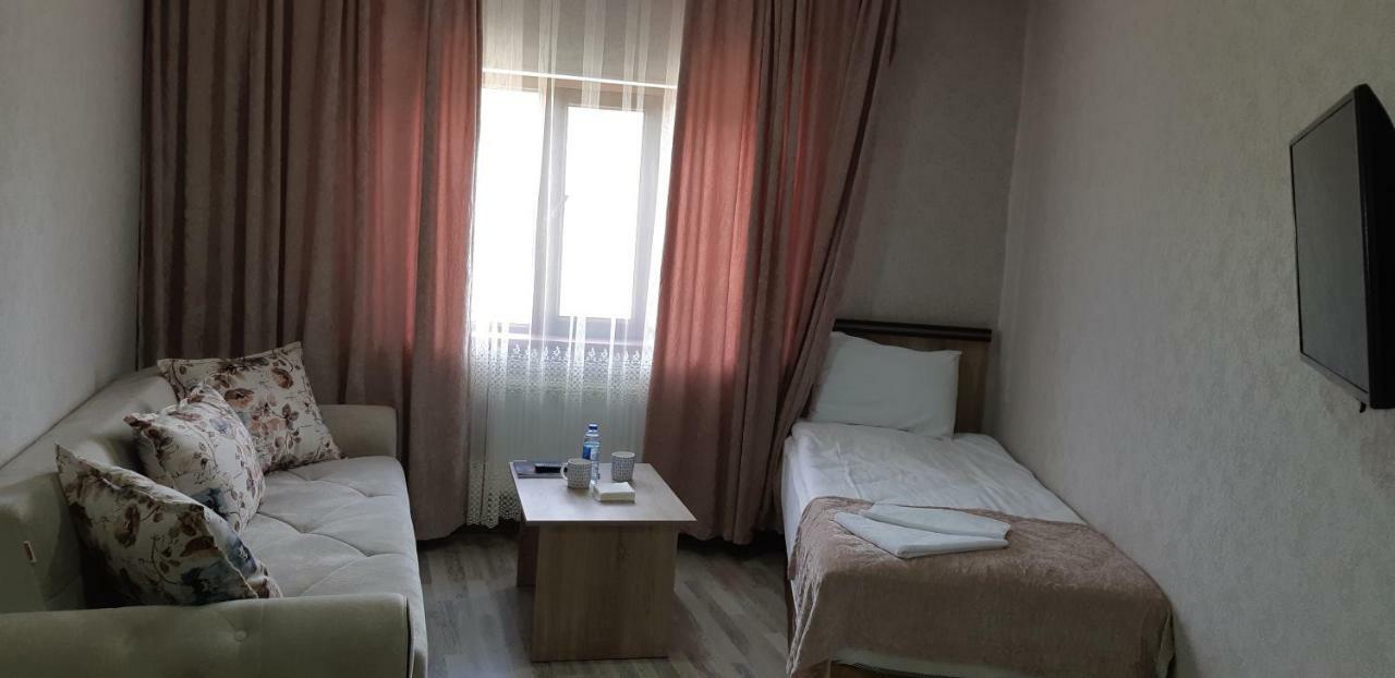 Xutorok Hotel & Restaurant Chilegir エクステリア 写真